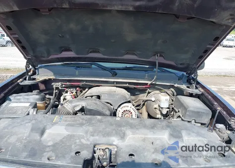 2008 Chevrolet Silverado K1500 z USA, uszkodzony, nr VIN 2GCEK19C181238880